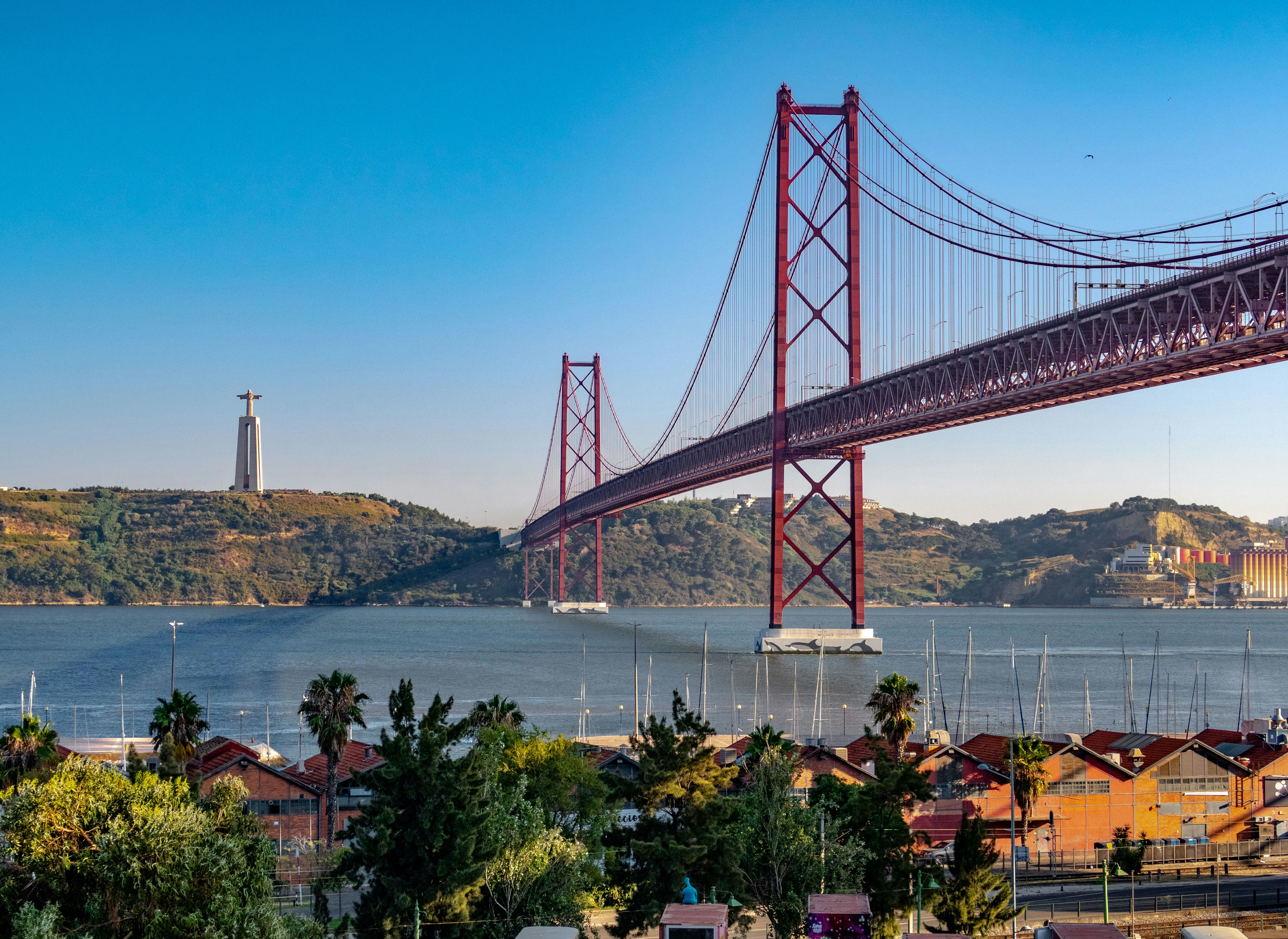 Ponte 25 de Abril, Lisbon